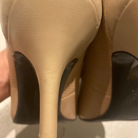 Lifestride comfort vegan nude peep toe heels. Sz 8 - Picture 13 of 16
